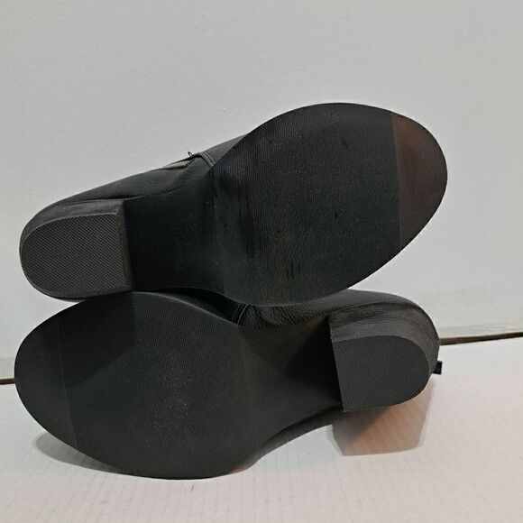 Torrid Side Zip Heel Bootie Black Size 11 WW - Picture 9 of 12